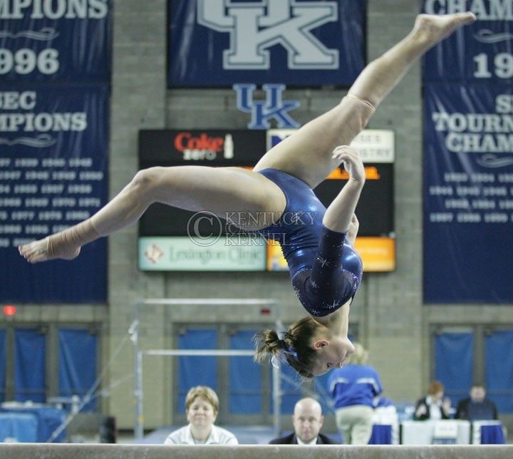 Senior+Emilie+Rymer+performs+on+the+balance+beam+during+the+match+against+Florida+at+Memorial+Coliseum+on+Friday.+Photo+by+Zach+Brake