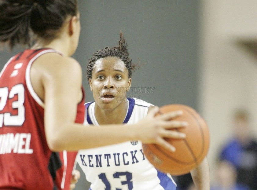 UK+Freshman+guard+Bria+Goss+plays+defense+against+Louisville+Shoni+Schimmel+during+the+first+half+of+UK+Hoops+home+game+against+Louisville+at+Memorial+Coliseum+in+Lexington%2C+Ky.%2C+Dec.+4%2C+2011.+Photo+by+Brandon+Goodwin