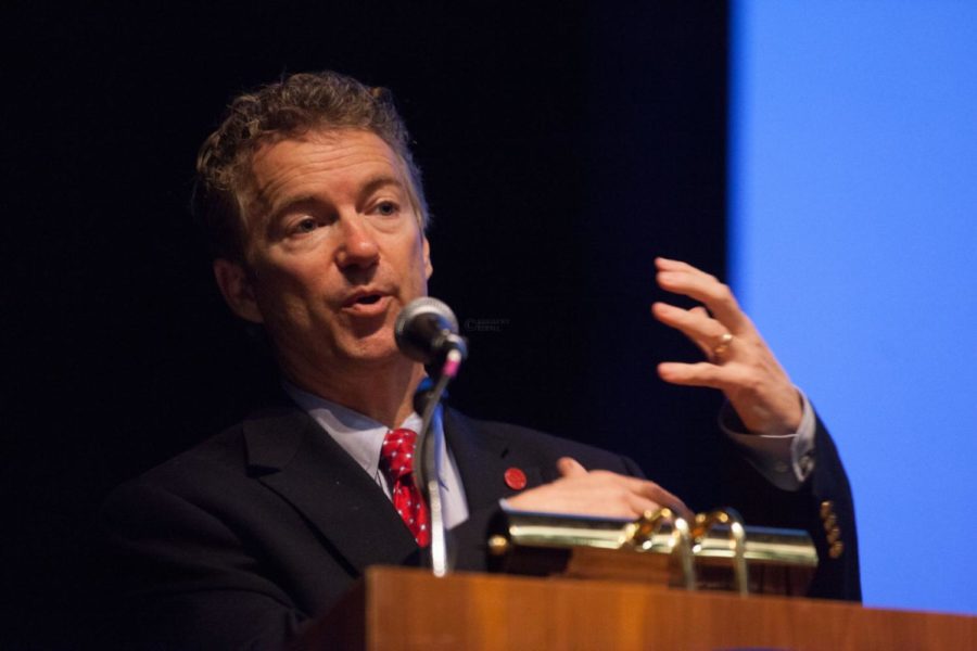 Senator+Rand+Paul+speaks+to+a+packed+house+at+the+Worsham+Theater+on+March+27%2C+2013.+Photo+by+Adam+Chaffins