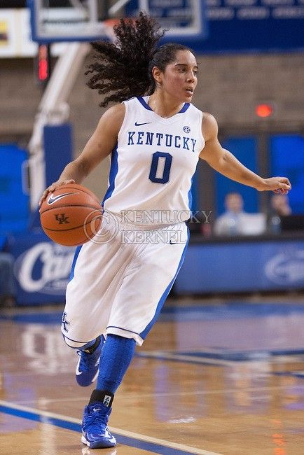 UK+sophomore+point+guard+Jennifer+ONeill+during+the+second+half+of+the+UK+vs.+Marist+basketball+game+at+Memorial+Coliseum+on+Sunday%2C+Dec.+30%2C+2012.+Photo+by+Adam+Chaffins
