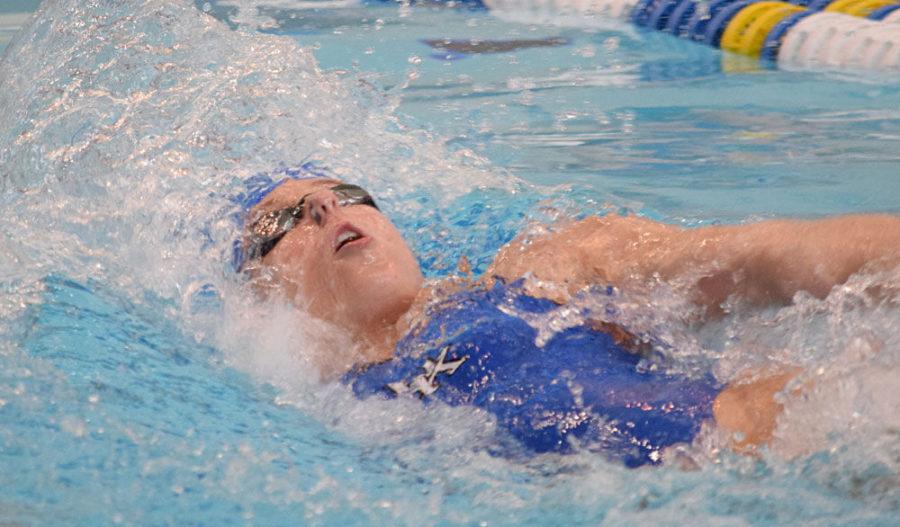 Sophomore+Danielle+Galyer+participates+in+the+backstroke+section+of+the+womens+200+yard+Medley+Relay+on+Saturday%2C+January+24%2C+2015+in+Lexington%2C+Ky.+Photo+by+Hunter+Mitchell