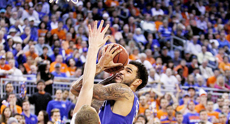 Kentucky+center+Willie+Cauley-Stein+takes+a+shot+over+the+Florida+defense+during+the+second+half+of+the+University+of+Kentucky+Mens+Basketball+game+versus+University+of+Florida+basketball+game+at+OConnell+Center+in+Gainesville%2C+Fl.%2C+on+Saturday%2C+February+7%2C+2015.+Photo+by+Jonathan+Krueger