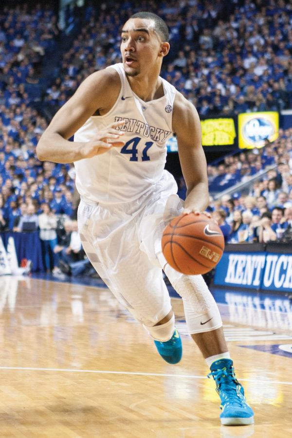 Forward+Trey+Lyles+of+the+Kentucky+Wildcats+drives+in+the+lane+during+the+game+against+the+Florida+Gators+at+Rupp+Arena+on+Saturday%2C+March+7%2C+2015+in+Lexington%2C+Ky.+Kentucky+leads+Florida+30-27+at+the+half.+Photo+by+Michael+Reaves