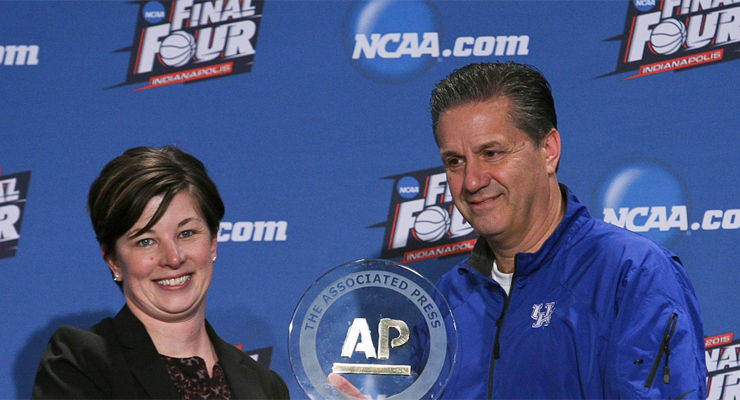 Kentucky+head+coach+John+Calipari+receives+the+AP+Coach+of+the+Year+award+at+Lucas+Oil+Stadium+on+Friday%2C+April+3%2C+2015+in+Indianapolis+%2C+IN.+Photo+by+Jonathan+Krueger