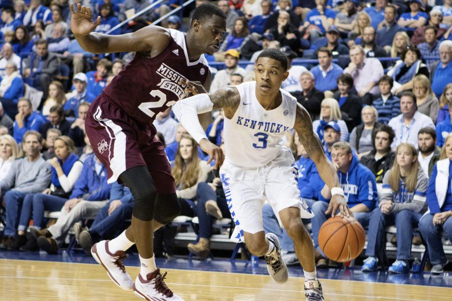 UK+guard%2C+Tyler+Ulis%2C+fights+towards+the+hoop+in+their+game+against+Miss.+St.+at+Rupp+Arena+in+Lexington%2C+Ky.+on+Tuesday%2CJanuary+12%2C+2016.+Photo+by+Josh+Mott+%7C+Staff.