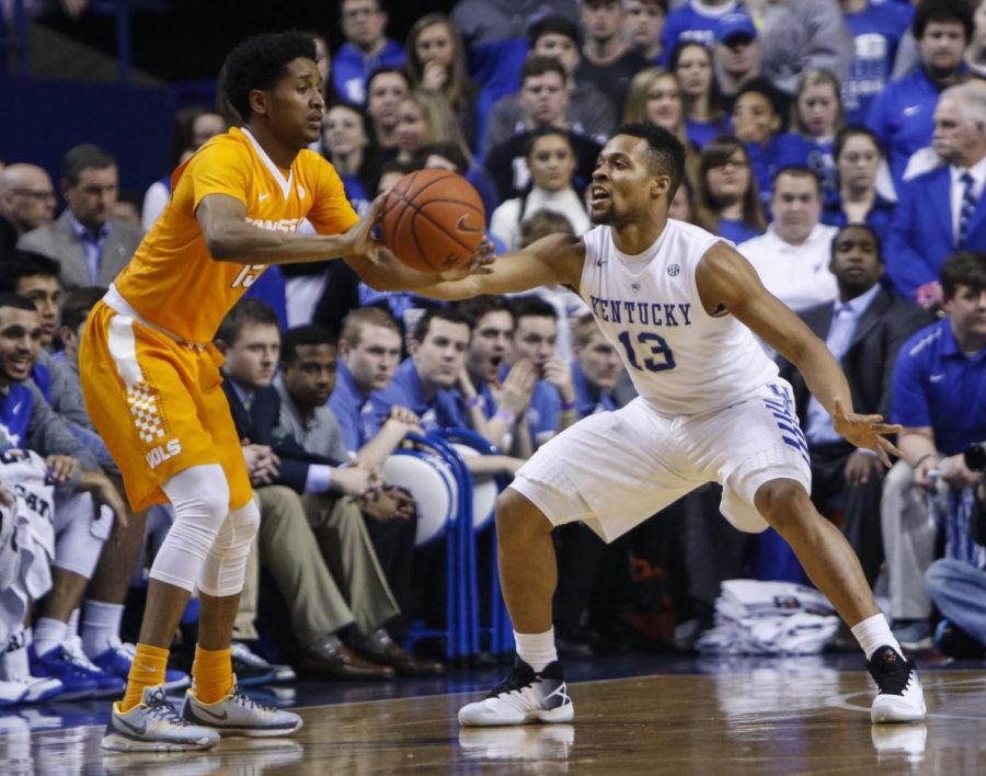 Guard+Isaiah+Briscoe+guards+a+Vols+player+during+the+game+against+the+Tennessee+Volunteers+at+Rupp+Arena+on+February+16%2C+2016+in+Lexington%2C+Kentucky.+Kentucky+defeated+Tennessee+80-70.