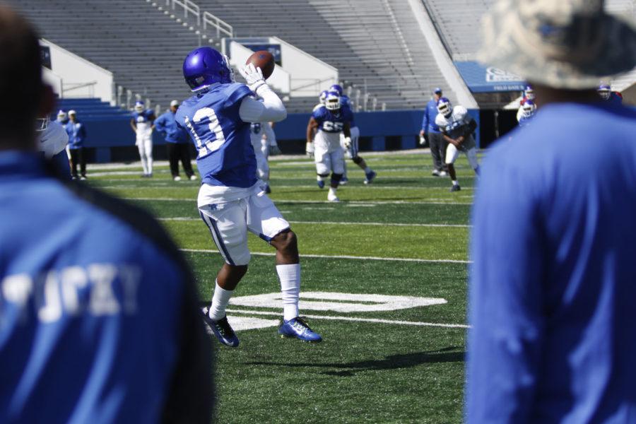 The+first+open+practice+at+Commonwealth+Stadium+in+Lexington%2C+Ky.+on+Saturday%2C+March+26%2C+2016.+Photo+by+Josh+Mott+%7C+Staff.