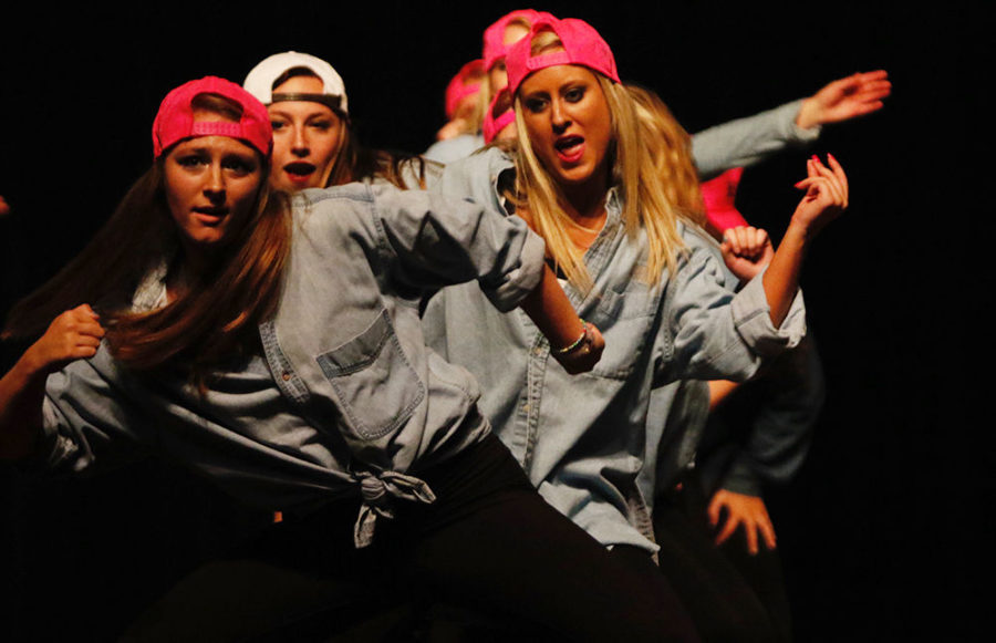 Sisters of Delta Zeta performed a stomp routine about old school and new hip hop. Stomp-A-Palooza was sponsored by Kappa Alpha Theta Sorority and Alpha Phi Alpha Fraternity, Inc. 