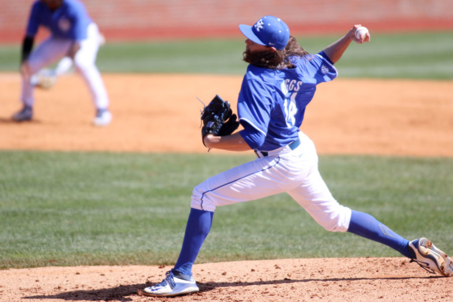 Senior, Dustin Beggs at the mound during the game against the Florida Gators at Cliff Hagan Stadium in Lexington, Ky. on Saturday,March 26, 2016. Photo by Josh Mott | Staff.