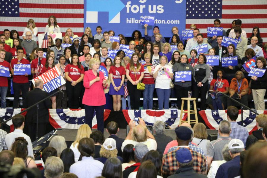 Former+Secretary+of+State+Hillary+Clinton+addresses+a+crowd+at+Transylvania+University+on+May+16%2C+2016.%C2%A0On+the+eve+of+the+Kentucky+Democratic+primary+in+2008%2C+Clinton+spoke+to+a+crowd+at+Transylvania+University.