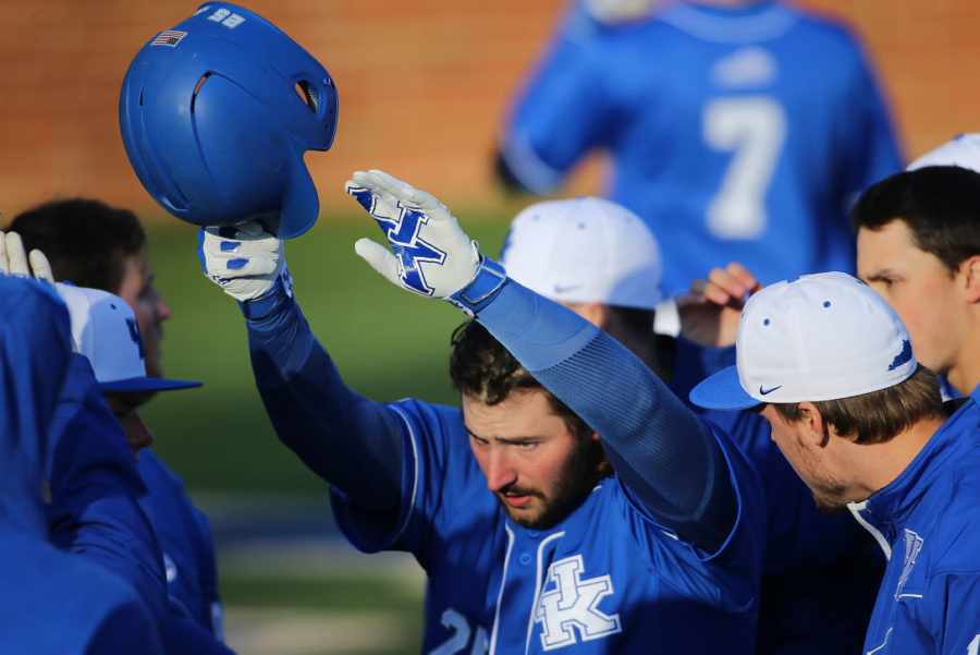 Kentucky+vs.+Austin+Peay+at+Cliff+Hagan+Stadium+in+Lexington%2C+Ky.+on+Wednesday%2C+March+2%2C+2016.+Photo+by+Michael+Reaves+%7C+Staff.