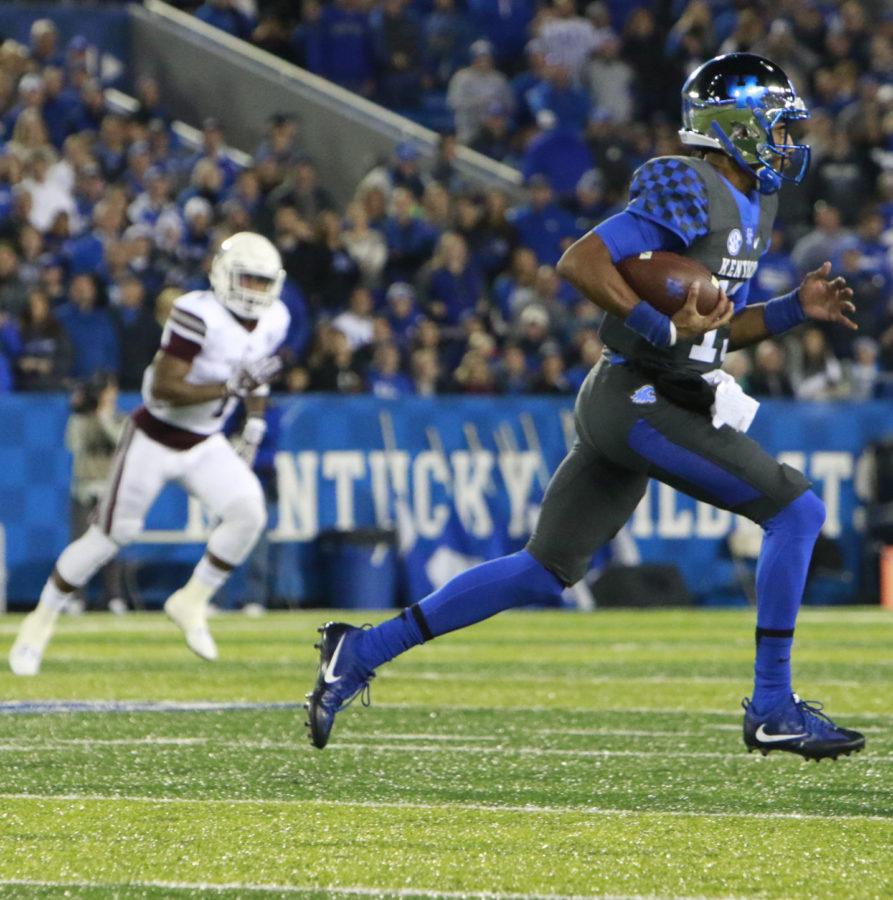 Kentucky quarterback Stephen Johnson in action during the game against Mississippi State on Saturday, October 22, 2016 in Lexington, Ky. Photo by Quinn Foster | Staff