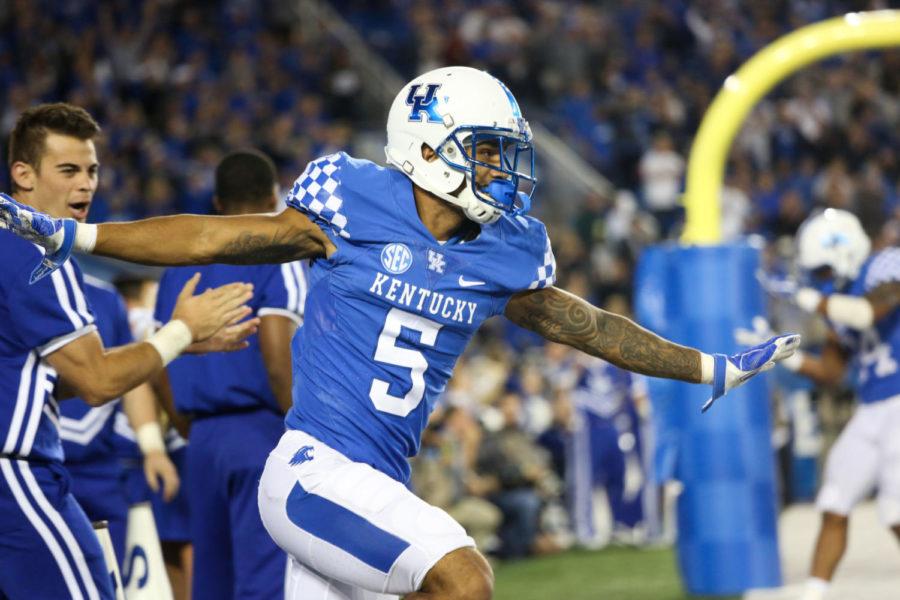 Kentucky+cornerback+Kendall+Randolph+celebrates+after+stopping+Vanderbilt+from+getting+a+touchdown+at+Commonwealth+on+Saturday%2C+October+8%2C+2016+in+Lexington%2C+Ky.+Kentucky+defeated+Vanderbilt+20-13.+Photo+by+Lydia+Emeric+%7C+Staff%C2%A0
