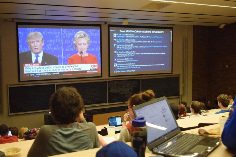 Students gather to watch the first presidential debate on Monday, September 26, 2016 in Lexington, Ky. Photo by Cailyn McLaughlin | Staff