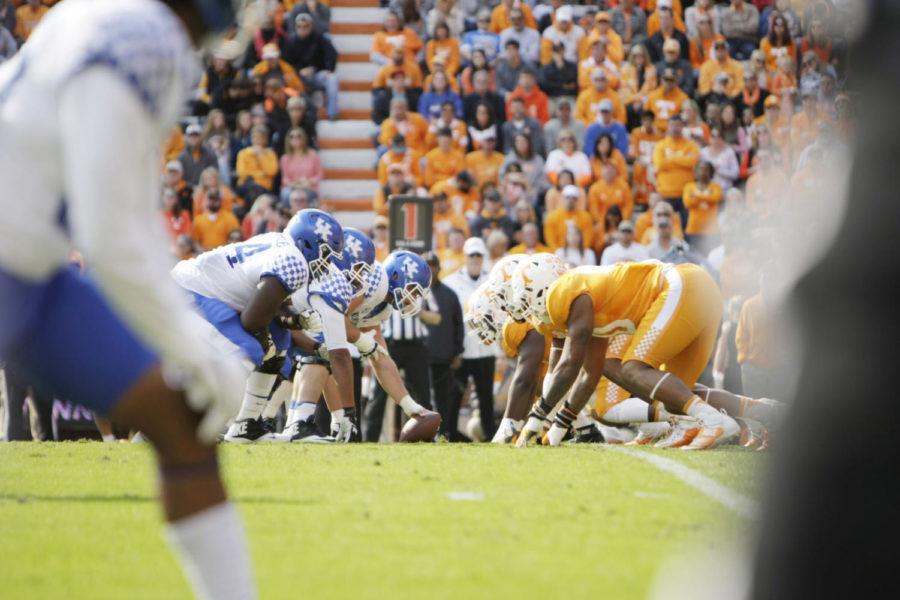 Kentucky lines up for a long 3rd down during the game against Tennessee at Neyland Stadium in Nashville, Ky. on Saturday, November 12, 2016. Photo by Josh Mott | Staff.