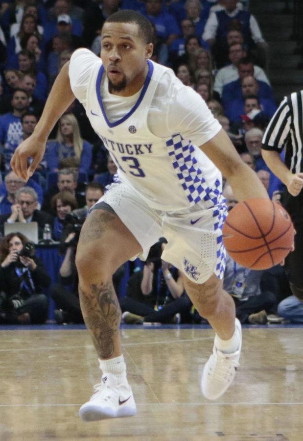 Sophomore+guard+Isaiah+Briscoe+dribbles+up+court+during+the+game+against+Stephen+F.+Austin+on+Friday%2C+November+11%2C+2016+in+Lexington%2C+Ky.+Photo+by+Carter+Gossett+%7C+Staff