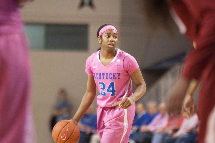 Freshman guard Taylor Murray (24) dribbles the ball during the game against the Arkansas Razorbacks on Sunday, February 21, 2016 in Lexington, Ky. Kentucky won the game 77-63. Photo by Hunter Mitchell | Staff