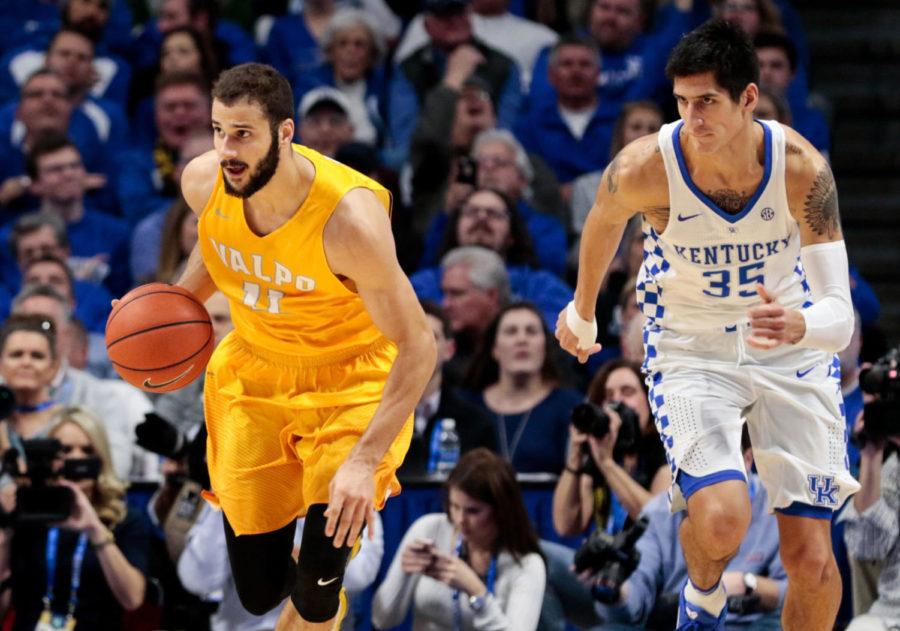 Guard Shane Hammik drives the ball down the court during the game against Kentucky at Rupp Arena on Wednesday, December 7, 2016 in Lexington, Ky. Kentucky won 87-63. Photo by Lydia Emeric | Staff 