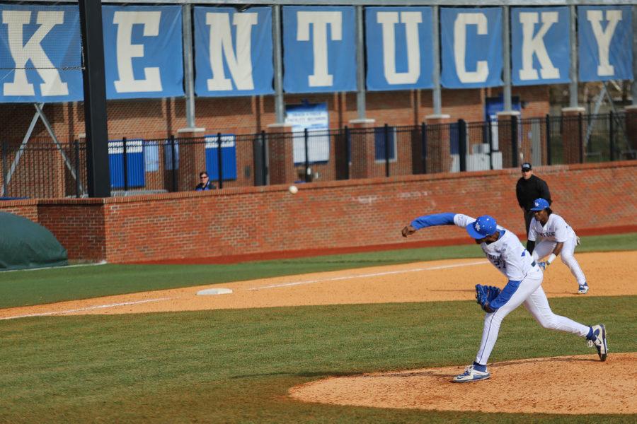 Pitcher+Justin+Lewis+delivers+a+pitch+during+the+game+against+the+Buffalo+Bulls+at+Cliff+Hagan+Stadium+in+Lexington%2C+Ky.+on+Sunday%2C+March+6%2C+2016.+Photo+by+Michael+Reaves+%7C+Staff.