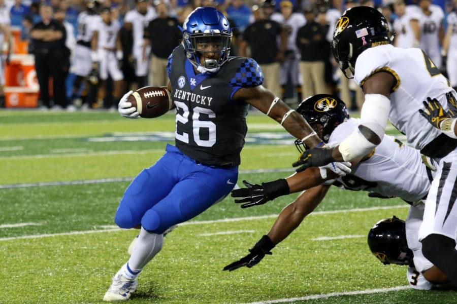 Kentucky+running+back+Benny+Snell+Jr.+rushes+past+a+defender+during+the+game+against+Missouri+Saturday%2C+October+7%2C+2017+in+Lexington%2C+Ky.+Kentucky+won+the+game+40-34.