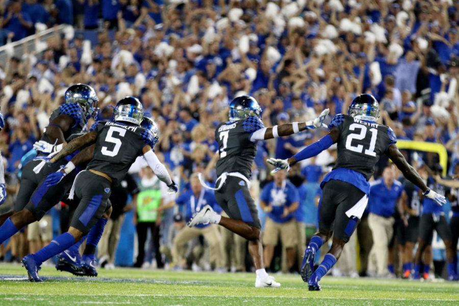 The+Kentucky+defense+celebrates+after+a+fourth+down+stop+during+the+game+against+the+University+of+Florida+on+Saturday%2C+September+23%2C+2017+in+Lexington%2C+Ky.+Kentucky+was+defeated+28-27.+Photo+by+Chase+Phillips+%7C+Staff