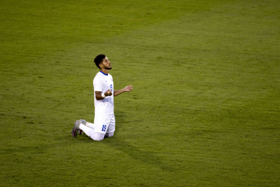 Senior midfielder Kevin Barajas prays prior to the game against Xavier on Wednesday, September 20, 2017 in Lexington, Kentucky. The Cats tied with Xavier 1 to 1. Photo by Arden Barnes | Staff