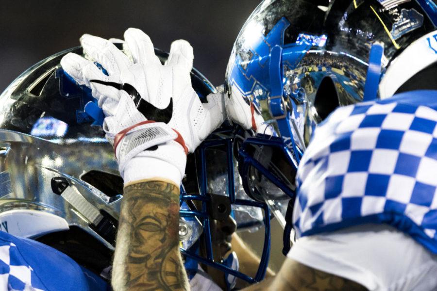 Kentucky+football+players+celebrate+during+the+game+against+Tennessee+at+Kroger+Field+on+Saturday%2C+October+28%2C+2017+in+Lexington%2C+Ky.+Kentucky+won+29+to+26.+Photo+by+Arden+Barnes+%7C+Staff