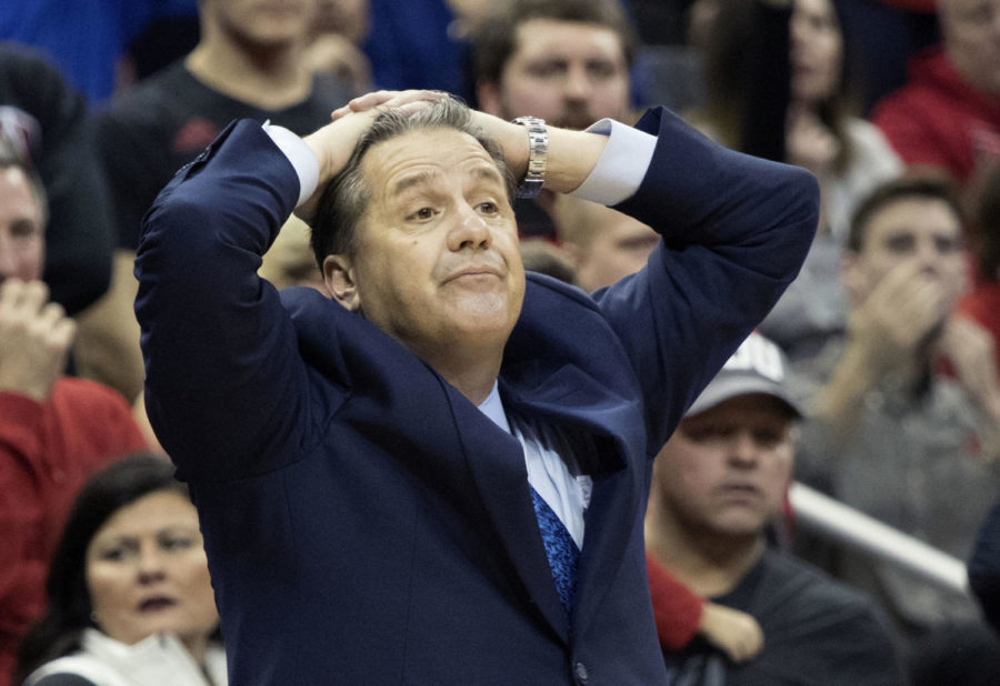 Kentucky head coach John Calipari expresses his frustration from the sidelines during the game against the Louisville Cardinals on Wednesday, December 21, 2016 in Louisville, Ky. Louisville won the game 73-70.