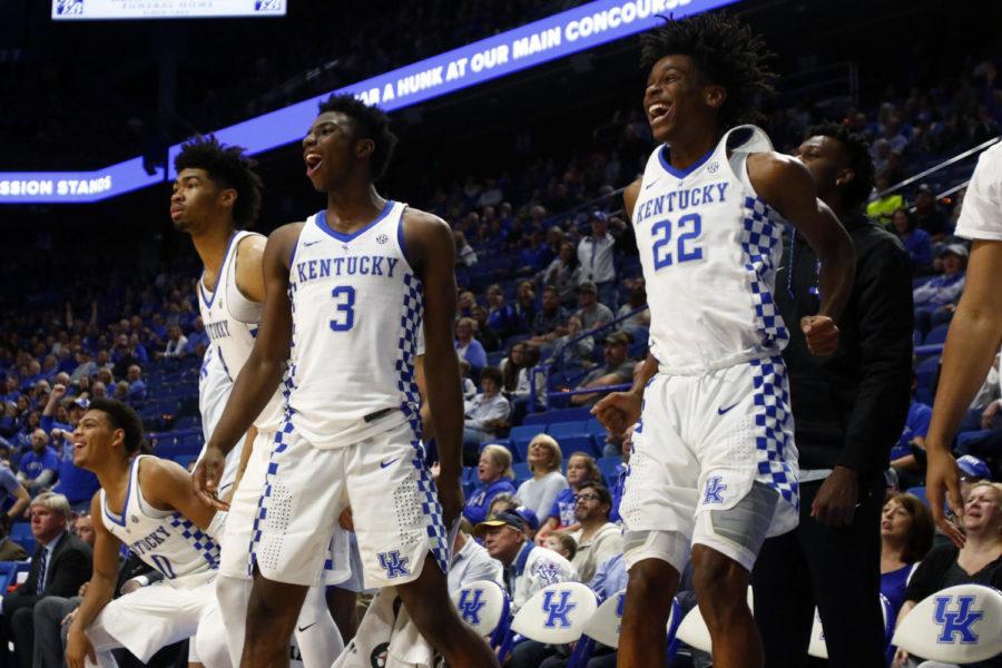 Members+of+the+UK+Basketball+team+celebrate+from+the+bench+during+the+game+against+UIC+on+Sunday%2C+November+26%2C+2017+in+Lexington%2C+Ky.+Kentucky+won+the+game+107-73.+Photo+by+Hunter+Mitchell