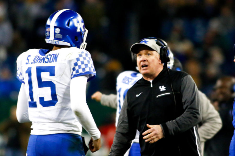 Kentucky+Wildcats+head+coach+Mark+Stoops+talks+to+Kentucky+Wildcats+quarterback+Stephen+Johnson+during+the+Music+City+Bowl+game+against+Northwestern+on+Friday%2C+December+29%2C+2017+in+Nashville%2C+Tennessee.+Kentucky+was+defeated+24-23.+Photo+by+Arden+Barnes+%7C+Staff