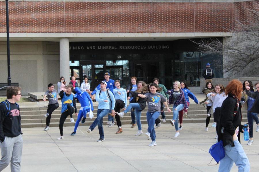 A+DanceBlue+flashmob+shows+off+the+2018+line+dance+in+front+of+the+Mining+and+Minerals+Building+in+Lexington%2C+Ky.+on+Jan.+26%2C+2018.+Photo+by+Taylon+Baker.