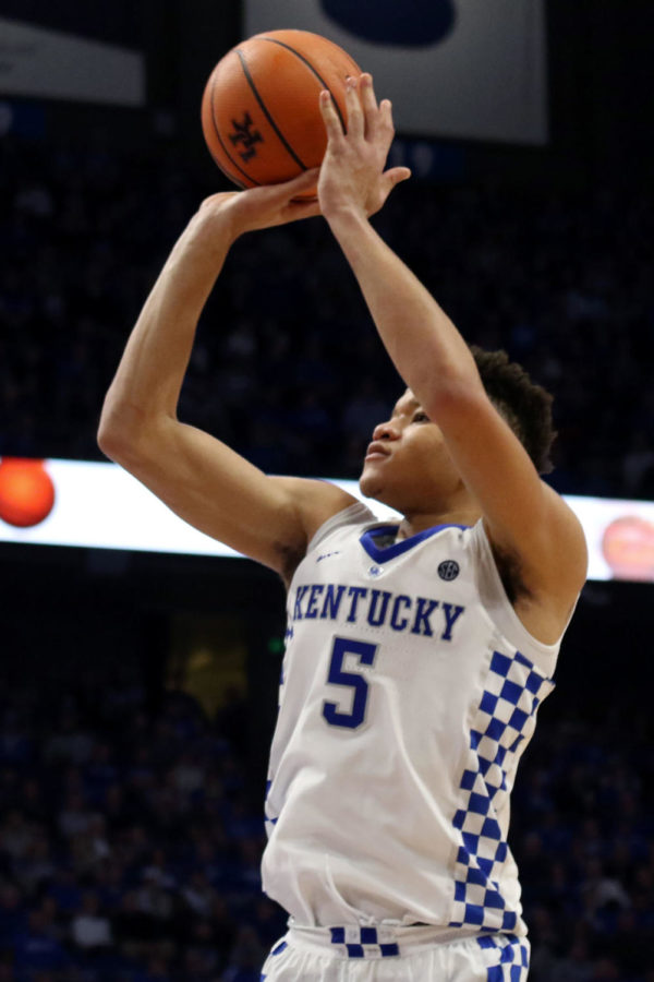 Freshman+forward+Kevin+Knox+shoots+the+ball+during+the+game+against+UIC+on+Sunday%2C+November+26%2C+2017+in+Lexington%2C+Ky.+Kentucky+won+the+game+107-73.+Photo+by+Hunter+Mitchell