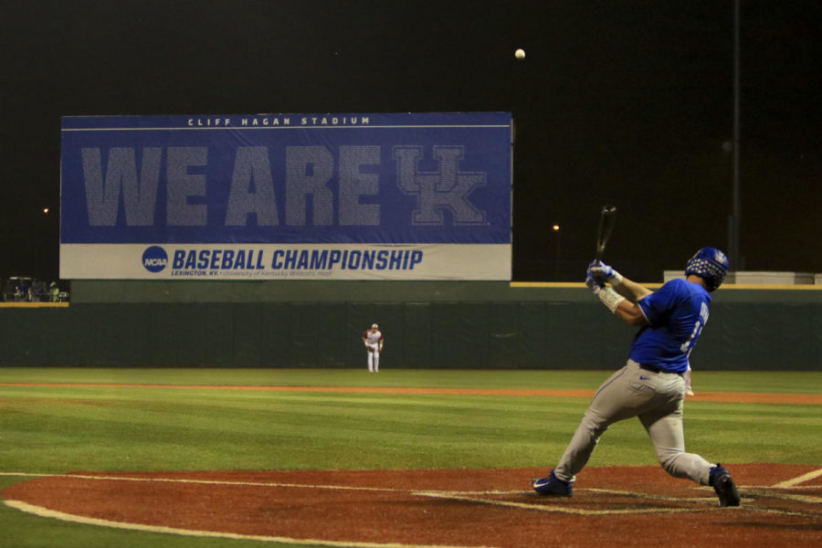 Kentucky+Wildcats+catcher+Kole+Cottam+hits+an+RBI+double+during+the+seventh+inning+of+the+region+championship+game+of+the+Lexington+Regional+at+Cliff+Hagan+Stadium+on+Tuesday%2C+June+6%2C+2017+in+Lexington%2C+KY.+Photo+by+Addison+Coffey+%7C+Staff.