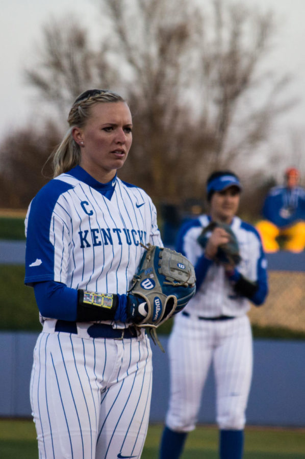 Senior Pitcher Erin Rethlake gets ready to pitch the ball on Wednesday, April 4, 2018 in Lexington, Ky. Ky won 8-0. Photo by Edward Justice | Staff