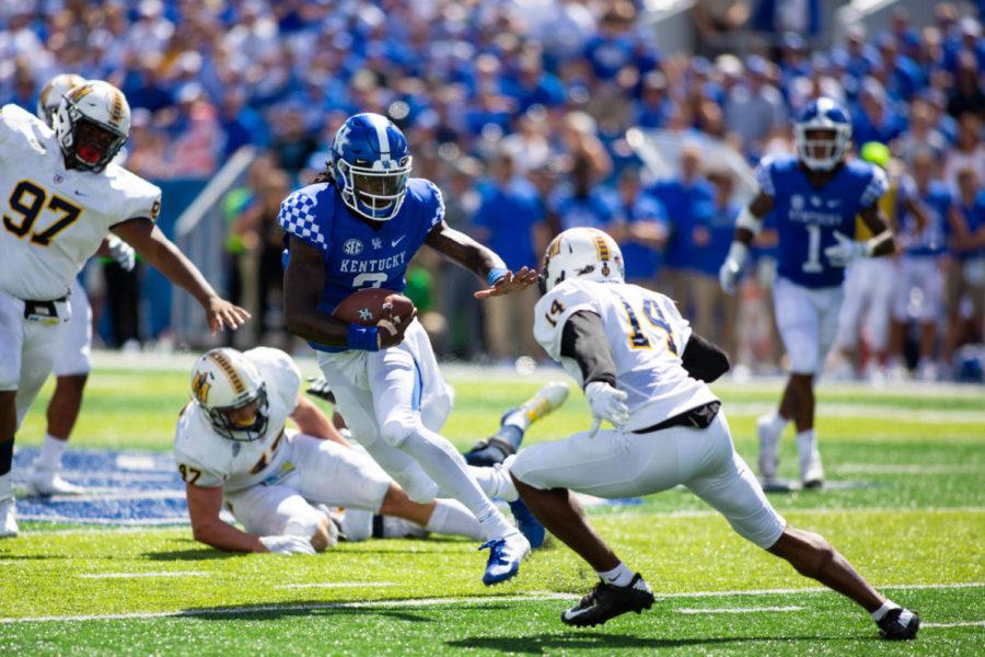 Kentucky Wildcats quarterback Terry Wilson (3) runs the ball during the game against Murray State on Saturday, Sept. 15, 2018, in Lexington, Kentucky. Kentucky defeated Murray 48-10. Photo by Jordan Prather | Staff