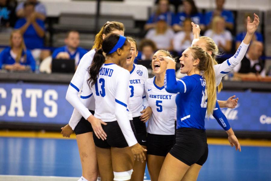 The+Kentucky+Wildcats+volleyball+team+celebrates+during+the+game+against+Tennessee+on+Thursday%2C+Oct.+10%2C+2018+at+Memorial+Coliseum+in+Lexington%2C+Ky.+Kentucky+won+3+sets+to+1.+Photo+by+Jordan+Prather+%7C+Staff