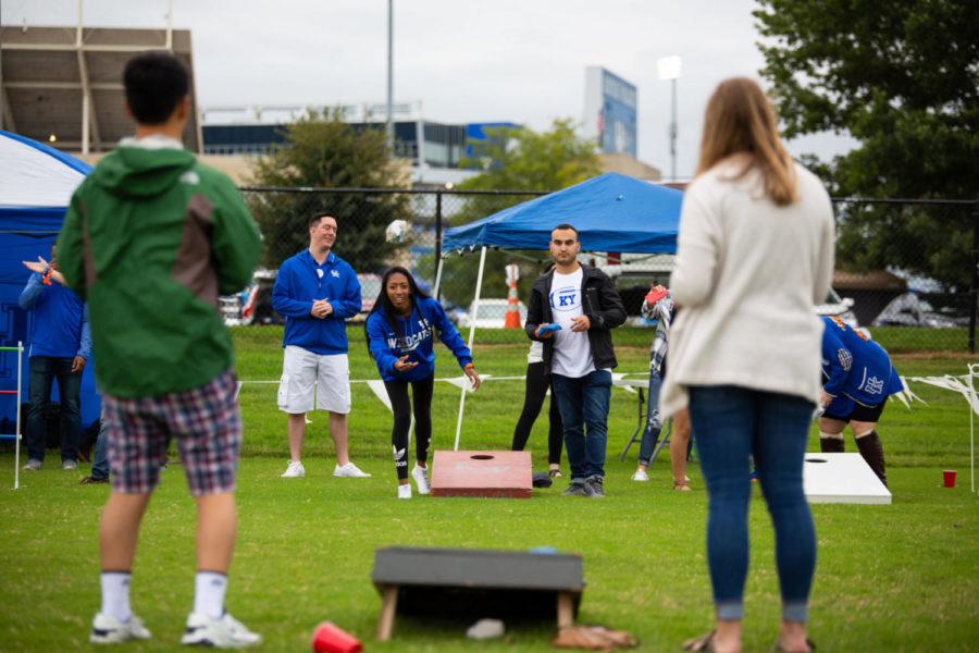 Students+play+corn+hole+at+the+student+tailgate+at+the+Johnson+Center+Field+before+the+game+against+Mississippi+State+on+Saturday%2C+Sept.+22%2C+2018%2C+in+Lexington%2C+Kentucky.+Photo+by+Jordan+Prather+%7C+Staff