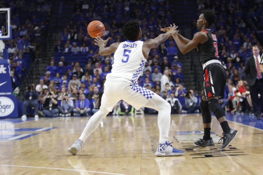 Kentucky+freshman+guard+Immanuel+Quickley+plays+defense+during+the+game+against+the+Virginia+Military+Institute+Keydets+on+Sunday%2C+Nov.+18%2C+2018%2C+at+Rupp+Arena+in+Lexington%2C+Kentucky.+Kentucky+won+92-82.+Photo+by+Bailey+Vandiver+%7C+Staff
