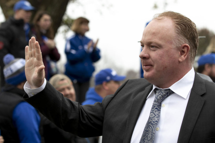 Kentucky Wildcats head coach Mark Stoops waves to Kentucky fans during Cat Walk prior to the game against the Middle Tennessee Blue Raiders on Saturday, Nov. 17, 2018, at Kroger Field, in Lexington, Kentucky. Kentucky defeated MTSU 34-23. Photo by Arden Barnes | Staff