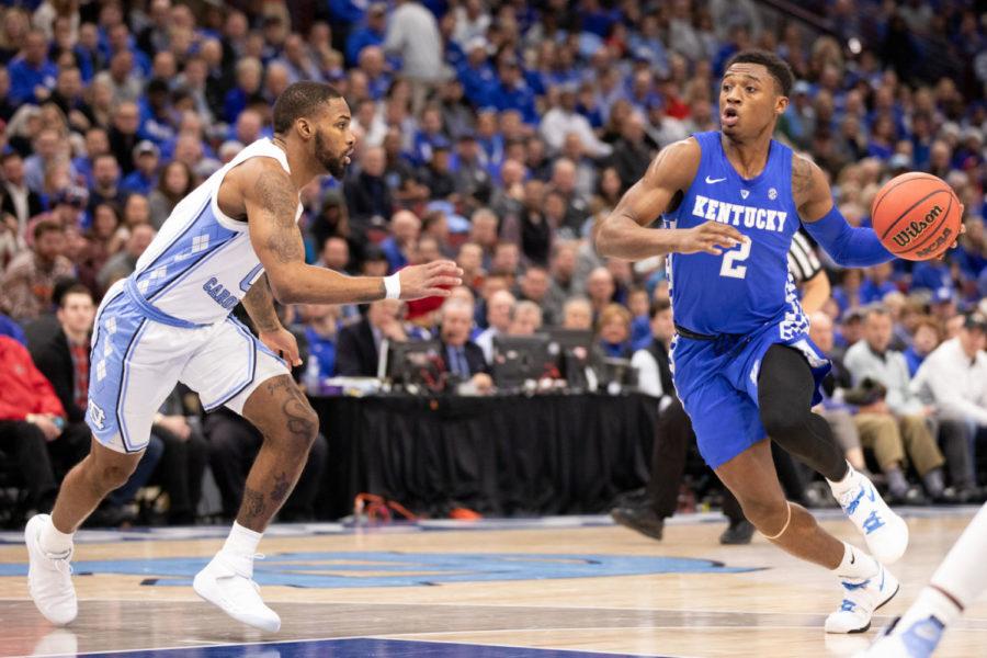 Ashton+Hagans+drives+in+the+ball.+University+of+Kentucky+mens+basketball+team+played+University+of+North+Carolina+in+the+CBS+Sports+Classic+at+the+United%C2%A0on+Dec.+22%2C+2018+in+Center+in+Chicago%2C+Illinois.+Photo+by+Michael+Clubb+%7C+Staff