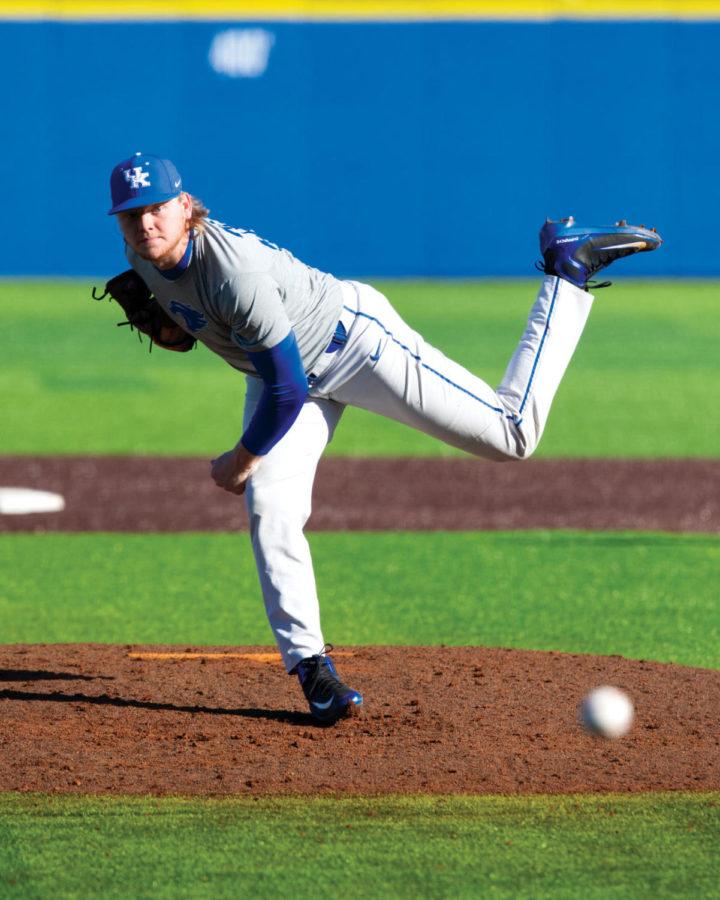 Freshman+pitcher+Braxton+Cottongame+pitches+during+a+team+scrimmage+on+Saturday%2C+Feb.+9%2C+2019%2C+in+Lexington%2C+Kentucky.+Photo+by+Jordan+Prather%7C+Staff