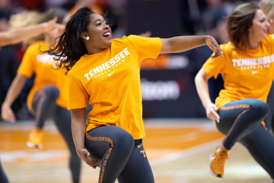 UTs+dance+team+performs+before+the+game.+UK+mens+basketball+team+lost+to+Tennessee+71-52+at+Thompson+Bowling+Arena+on+Saturday%2C+March+2%2C+2019%2C+in+Knoxville%2C+Tennessee.+Photo+by+Michael+Clubb+%7C+Staff