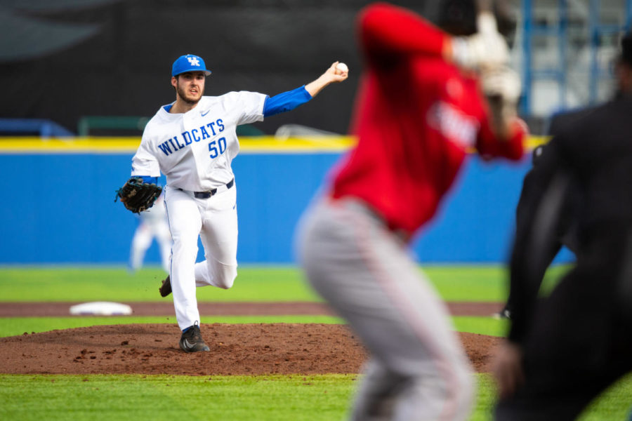 Kentucky+sophomore+Mason+Hazelwood+pitches+during+the+game+against+SIUE+on+Tuesday%2C+March+12%2C+2019%2C+at+Kentucky+Proud+Park+in+Lexington%2C+Kentucky.+Kentucky+won+6-4.+Photo+by+Jordan+Prather+%7C+Staff