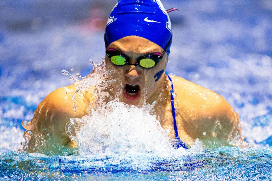 A Kentucky swimmer competes in the womens 400 yard relay during the meet against the University of Cincinnati on Friday, Jan. 31, 2020, at the Lancaster Aquatic Center in Lexington, Kentucky. Photo by Jordan Prather | Staff