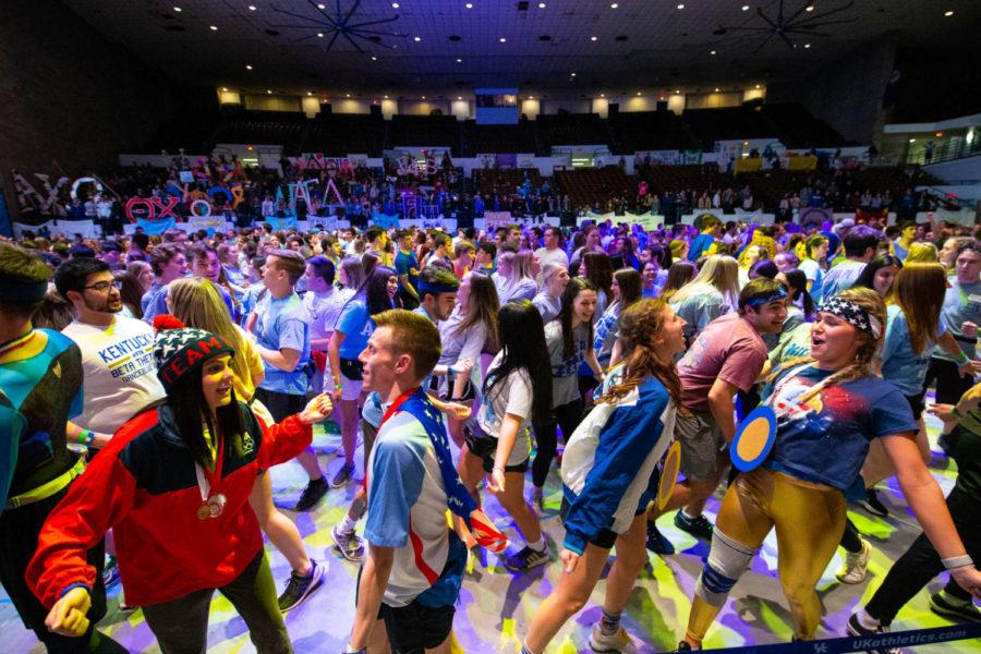 Students+participate+in+a+line+dance+during+the+24+hour+DanceBlue+marathon+at+2%3A01+a.m.+on+Sunday%2C+March+1%2C+2020%2C+at+Memorial+Coliseum+in+Lexington%2C+Kentucky.+Photo+by+Jordan+Prather+%7C+Staff