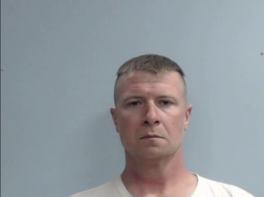 Bryan+Carroll%2C+44%2C+was+booked+into+the+Fayette+County+Detention+Center+on+Thursday%2C+March+25%2C+following+his+arrest+at+UK+Chandler+Hospital%2C+where+he+was+found+in+possession+of+firearms+and+two+suspected+explosive+devices.+Mugshot+from+the+Fayette+County+Detention+Center+website%2C+taken+at+5%3A06+p.m.+on+March+25%2C+2021.