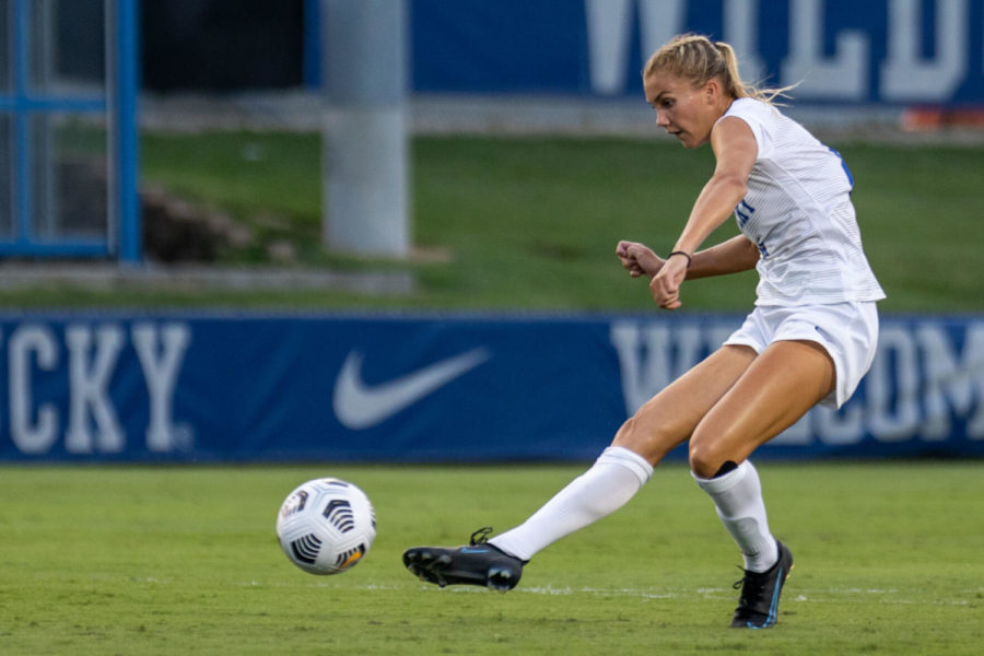 Kentucky+Wildcats+forward+Hannah+Richardson+%288%29+kicks+the+ball+during+UK%E2%80%99s+game+against+Louisiana+Lafayette+on+Thursday%2C+Aug.+26%2C+2021%2C+at+Wendell+and+Vickie+Bell+Soccer+Complex+in+Lexington%2C+Kentucky.+UK+won+5-0.+Photo+by+Jack+Weaver+%7C+Staff
