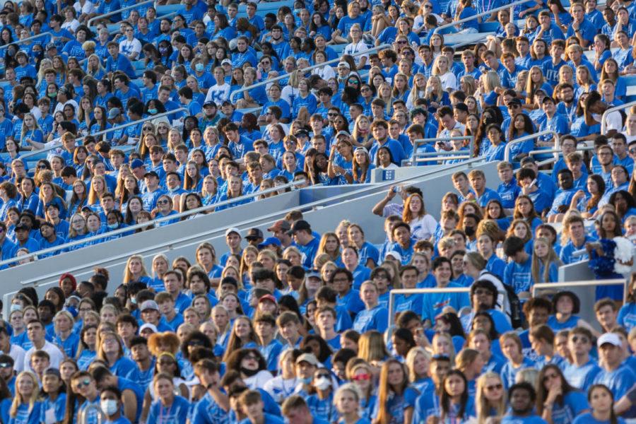 New+students+watch+a+video+during+the+Wildcat+Welcome+Ceremony+on+Friday%2C+Aug.+20%2C+2021%2C+at+Kroger+Field+in+Lexington%2C+Kentucky.+Photo+by+Jack+Weaver+%7C+Staff