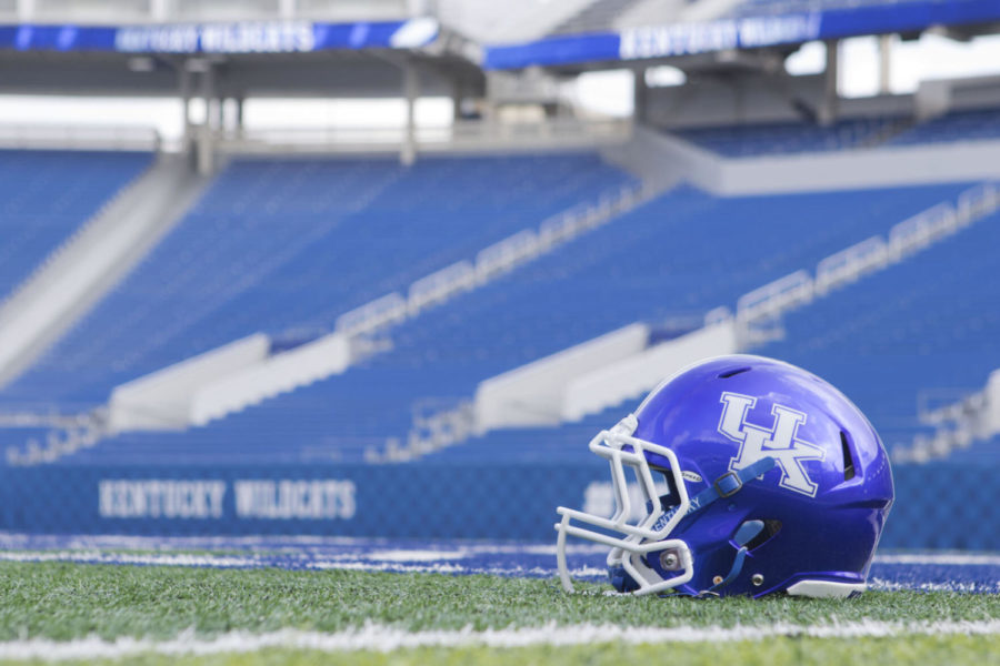 A+helmet+rests+on+the+field+during+the+University+of+Kentucky+Football+media+day+on+Friday%2C+August+5%2C+2016+in+Lexington%2C+Ky.+Photo+by+Hunter+Mitchell+%7C+Staff