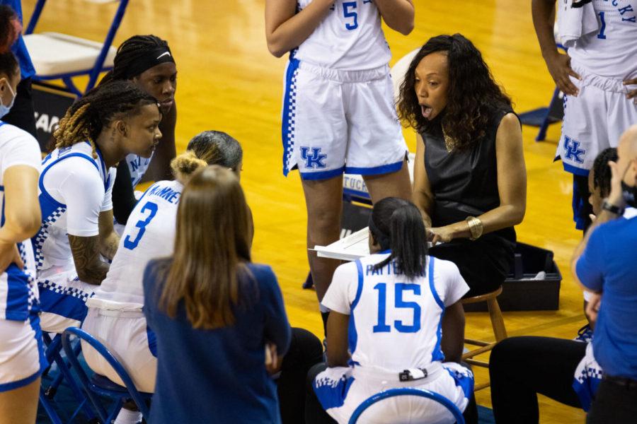 Kentucky Wildcats head coach Kyra Elzy talks to her team during a timeout during the UK vs. Missouri womens basketball game on Sunday, Jan. 31, 2021, at Memorial Coliseum in Lexington, Kentucky. UK won 61-55. Photo by Michael Clubb | Staff.